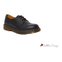 Black Leather Flat Shoe