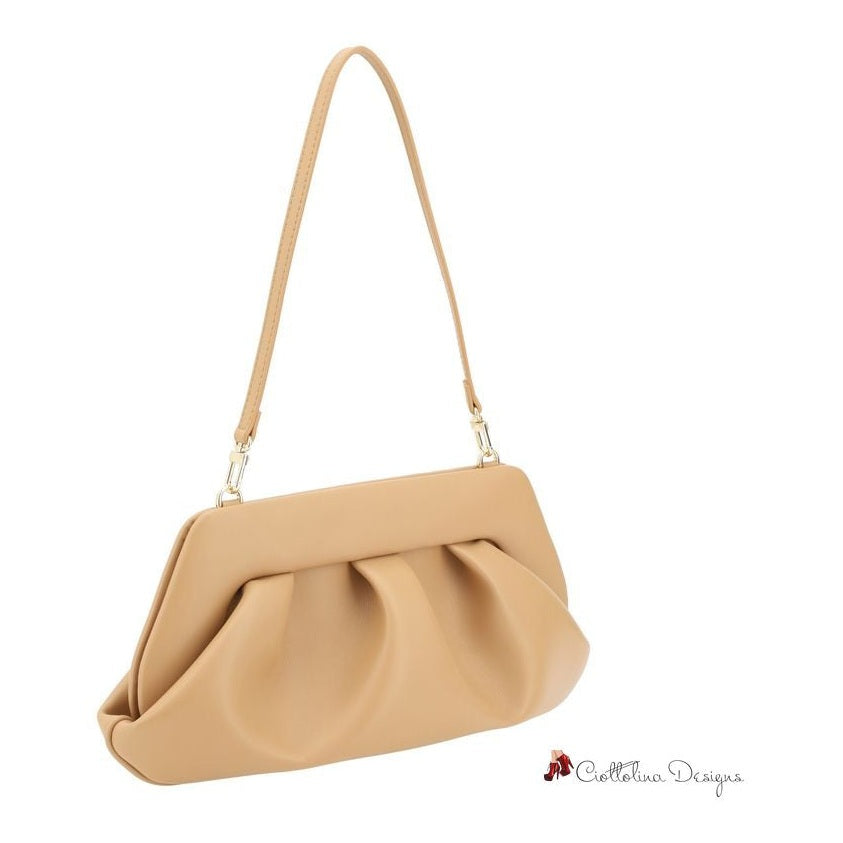 Emera Shoulder Bag in vegan leather