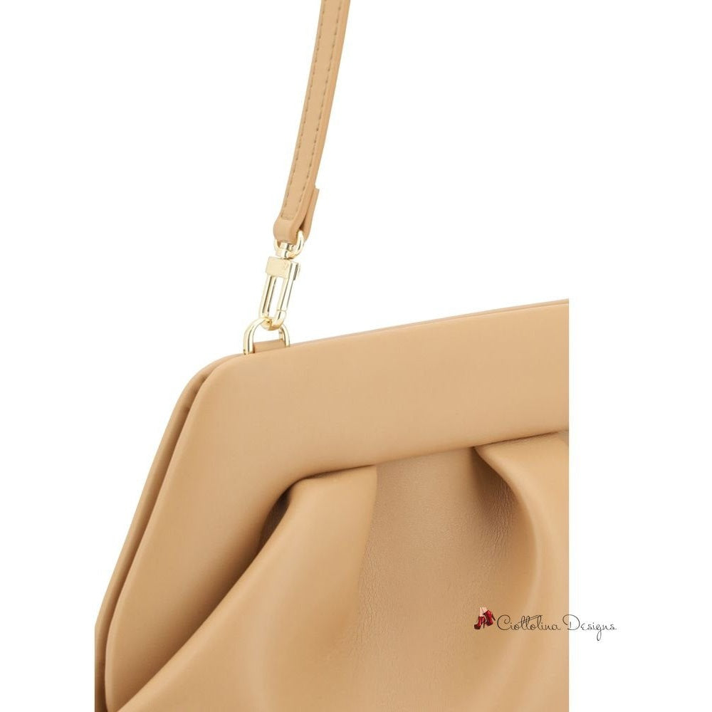 Emera Shoulder Bag in vegan leather