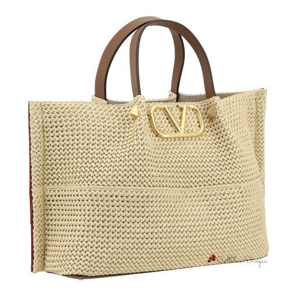 Straw Shoulder Bag